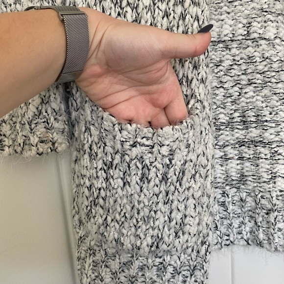 Fluffy thick knit cardigan - Picture 4 of 6